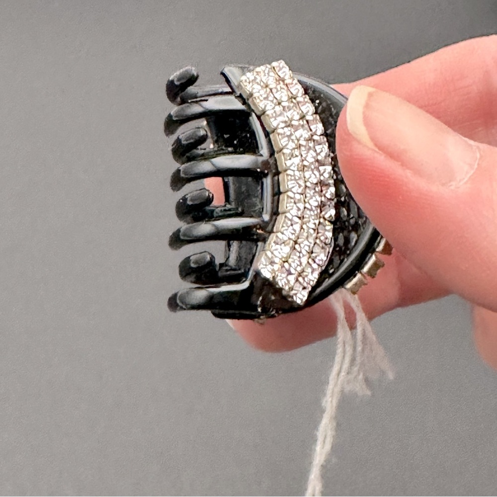 Crystal Encrusted Black Hair Clips (2 pieces) NWT - Picture 7 of 8